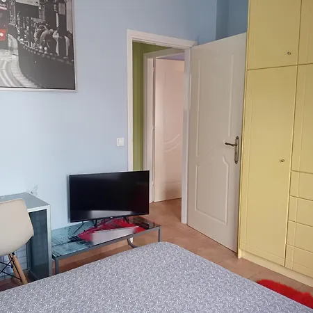 Ligeia Bedrooms Konukevi 3*