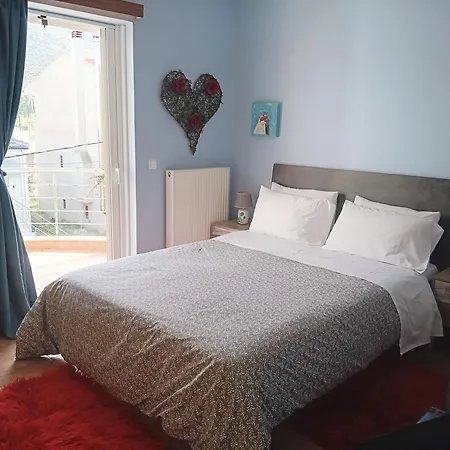 Ligeia Bedrooms 3*