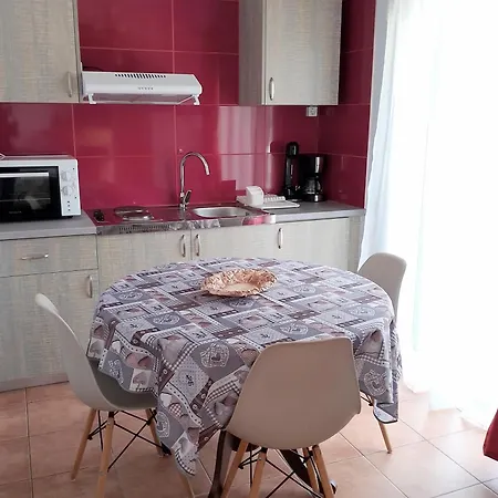 Ligeia Bedrooms 3*